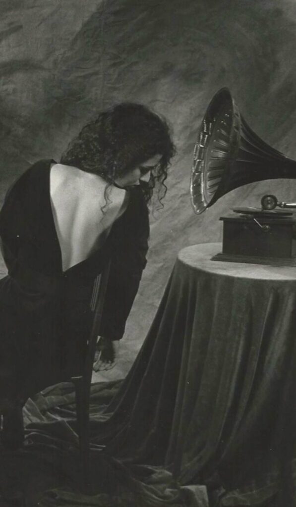 Sou feliz, alegre e forte por onde ando.